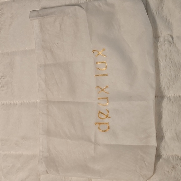 Deux Lux Sequin Clutch - Picture 5 of 5